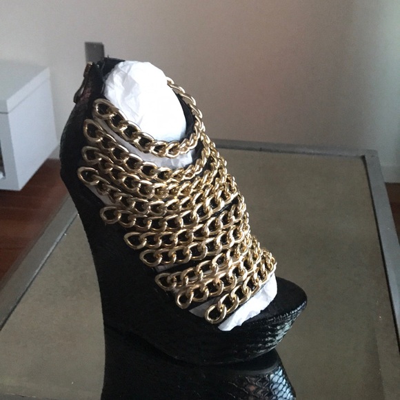 Woman's shoes brand new - Picture 3 of 4